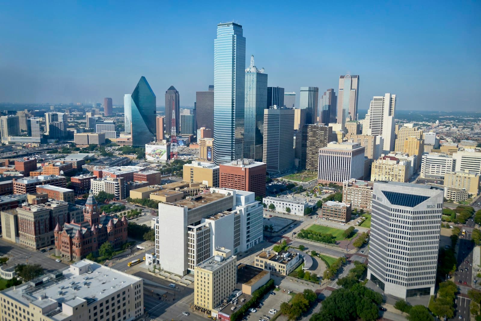 Hotels and Places to Stay in Texas